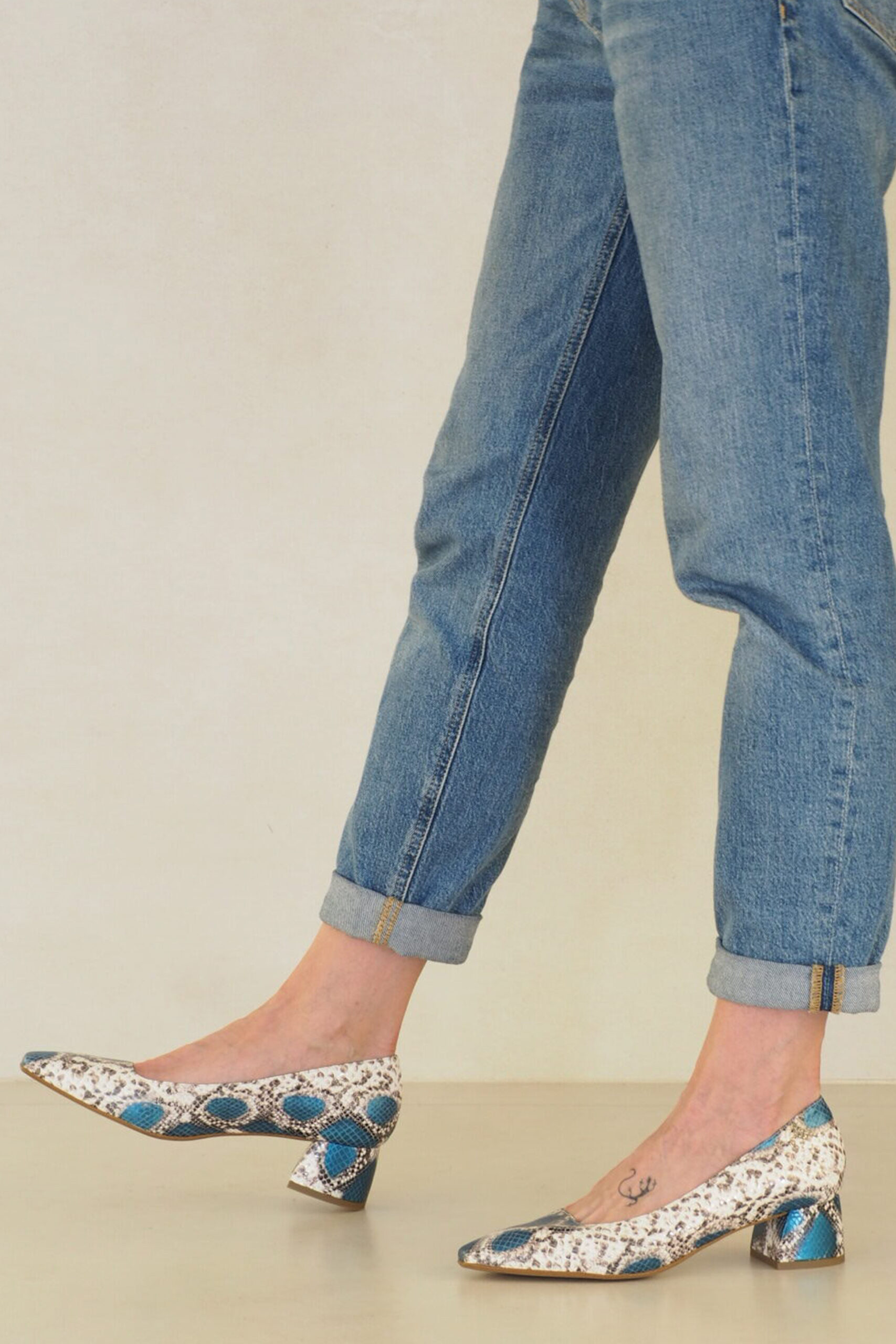 salonblancasnakeazul2