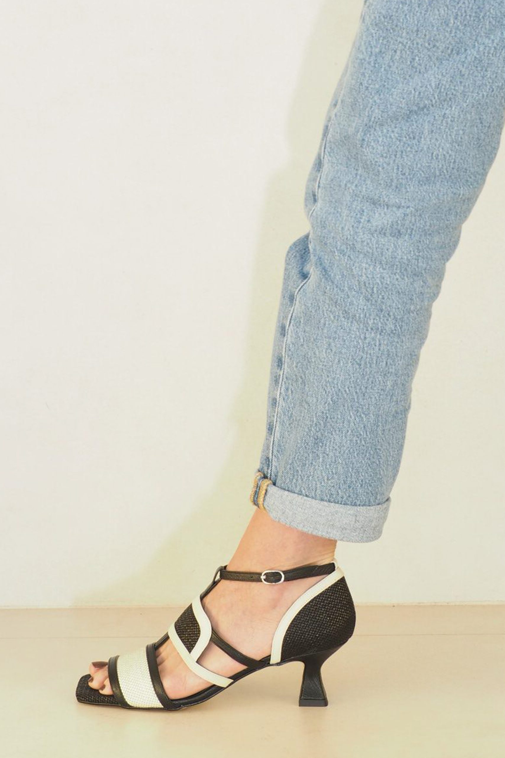 sandaliavelvetblack5