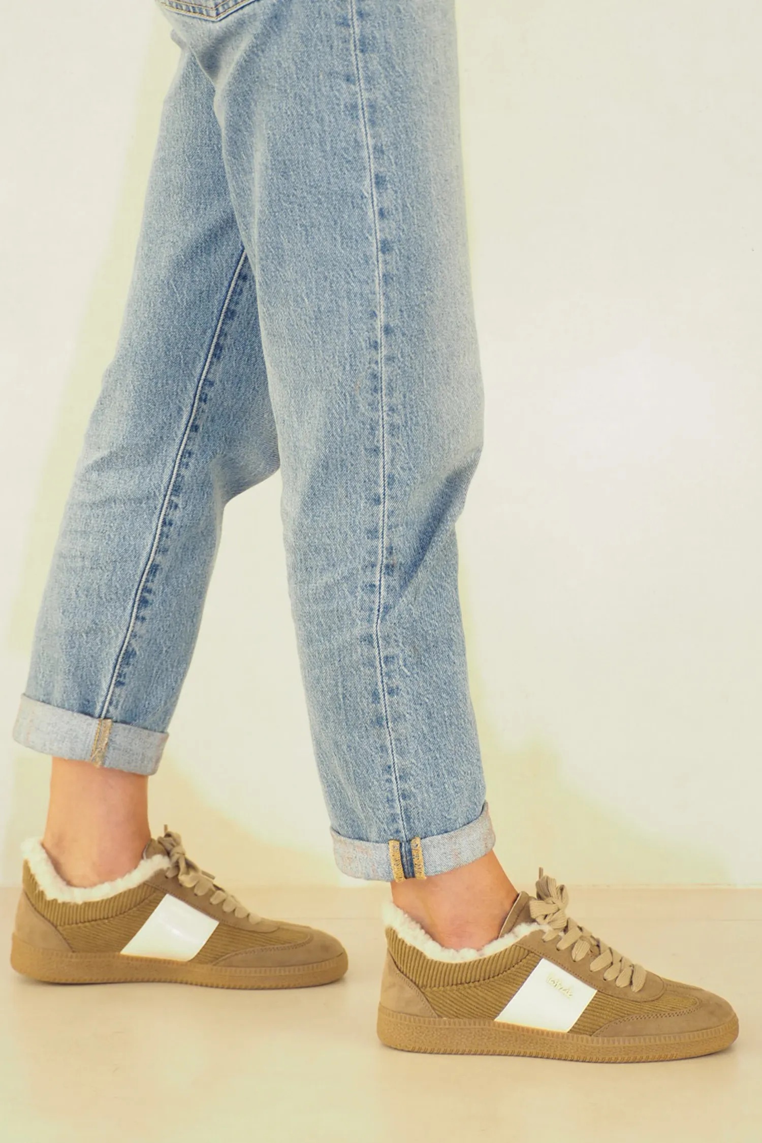 Sneaker pana